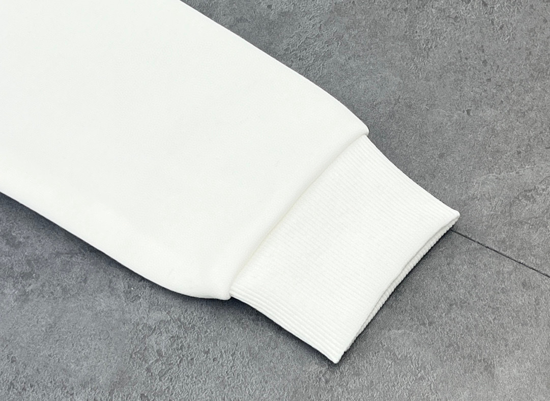 バーバリー「Burberry」エクイストリアン キルティッド パーカ