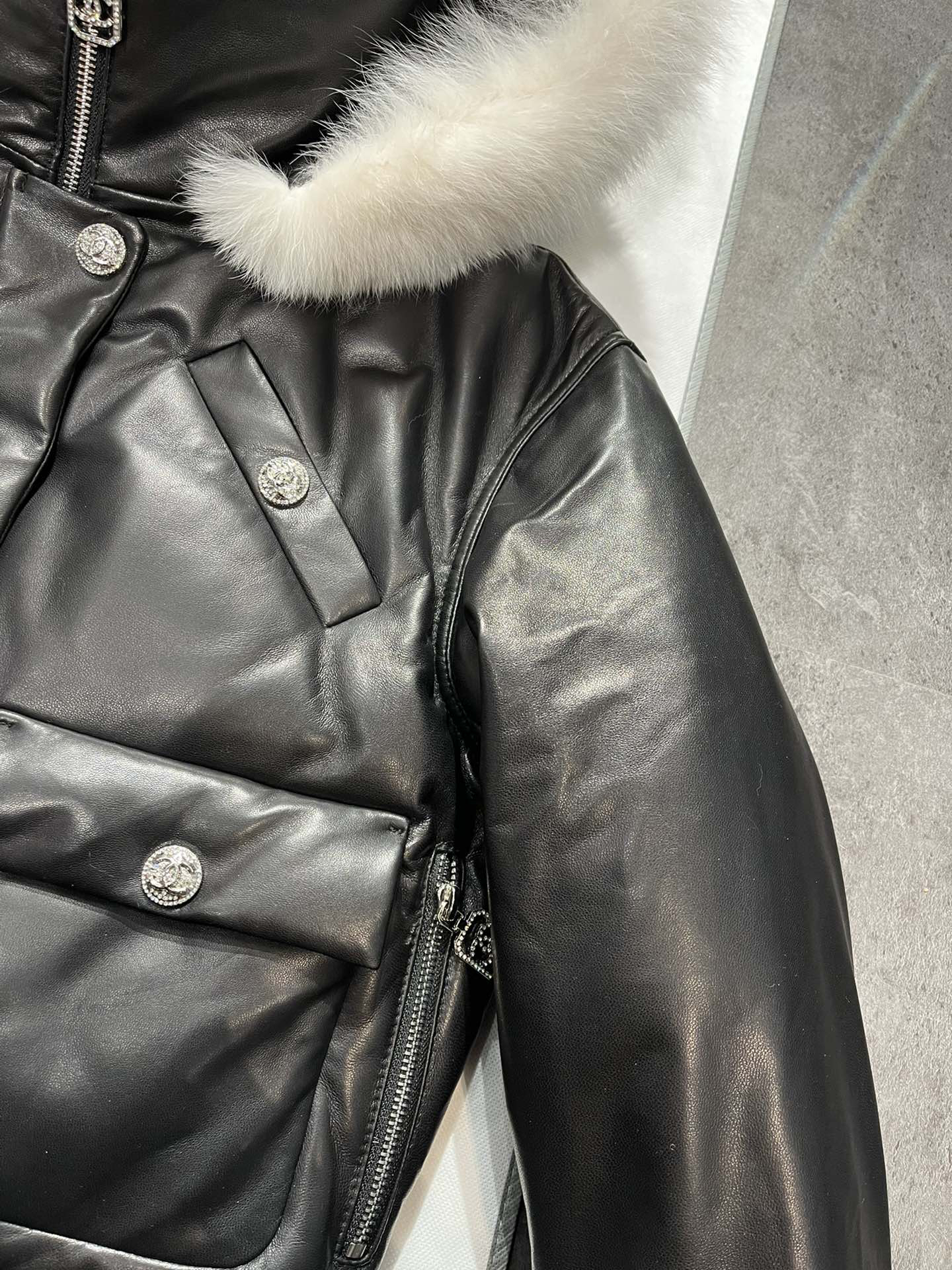 シャネル「Chanel」Coco Neige スキー ダウンジャケット