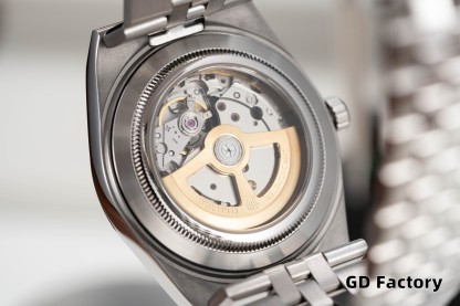 ロレックス「Rolex」 デイトジャスト 42MM