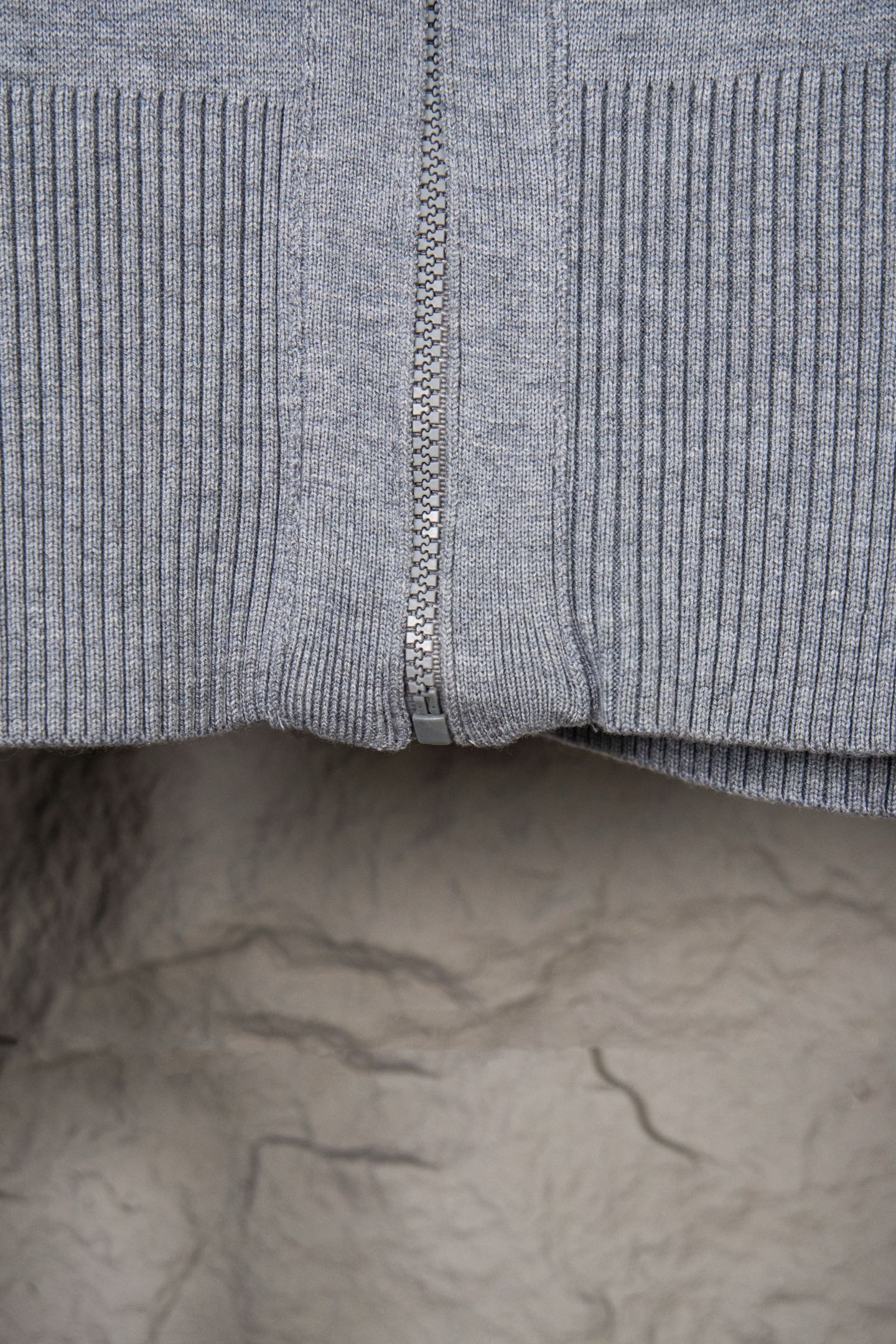 ディオール「Dior」リバーシブル カシミヤ モノグラム プルオーバー