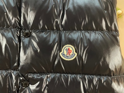 モンクレール「Moncler」Tibb ダウンジャケット