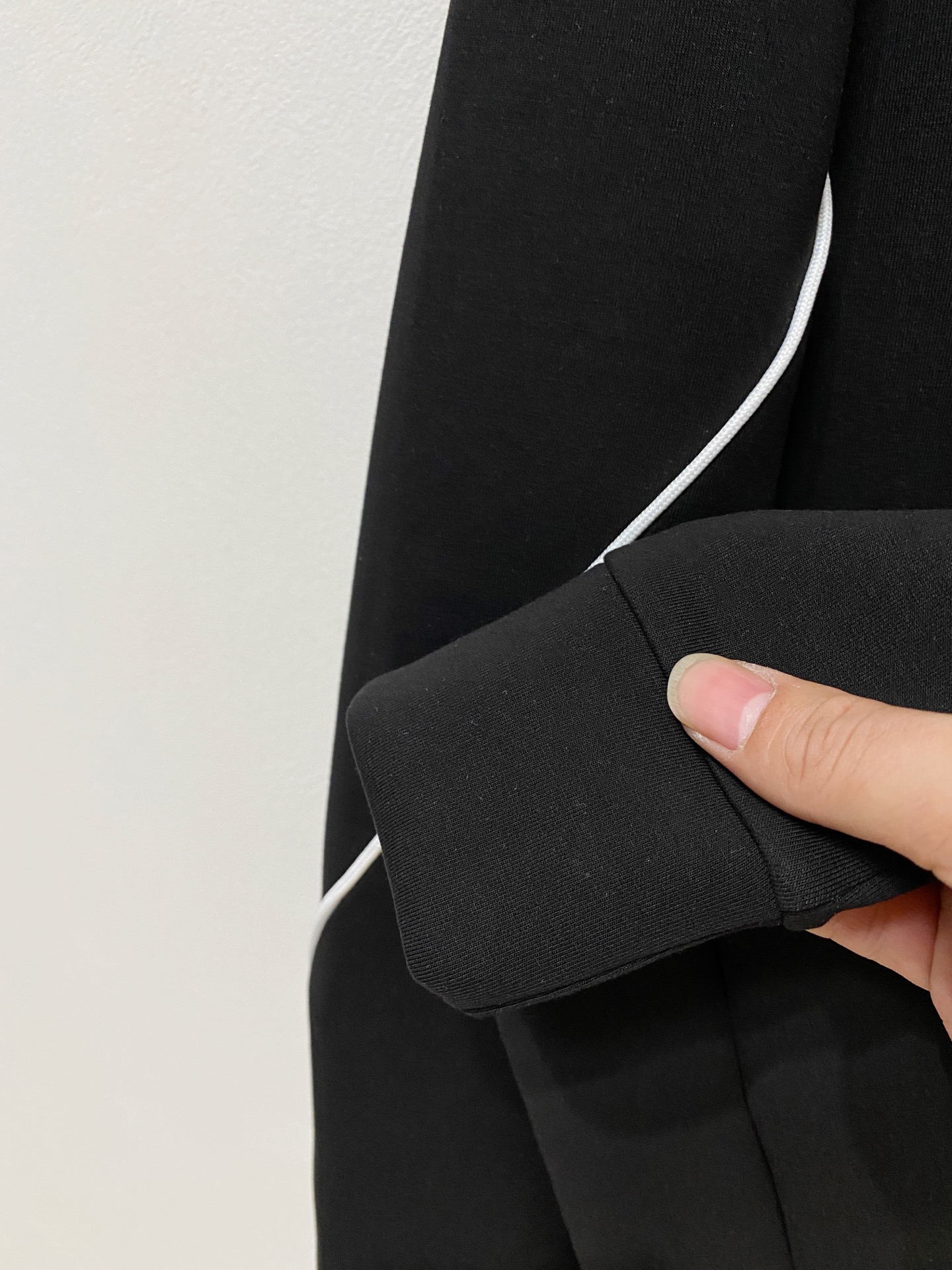 ディオール「Dior」エンブロイダード スウェットシャツ