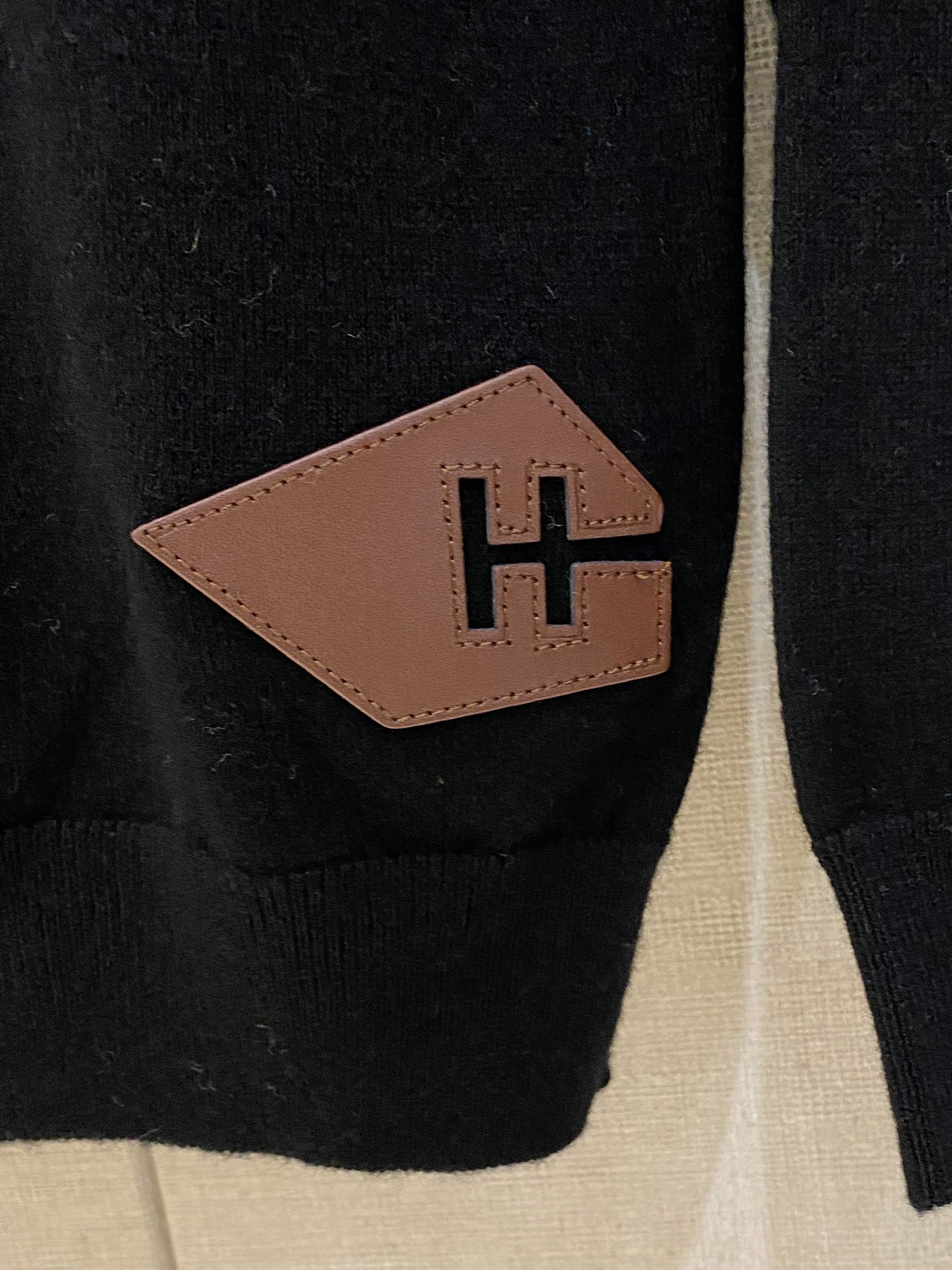 エルメス「Hermès」ホース エンブロイダリー ニット セーター