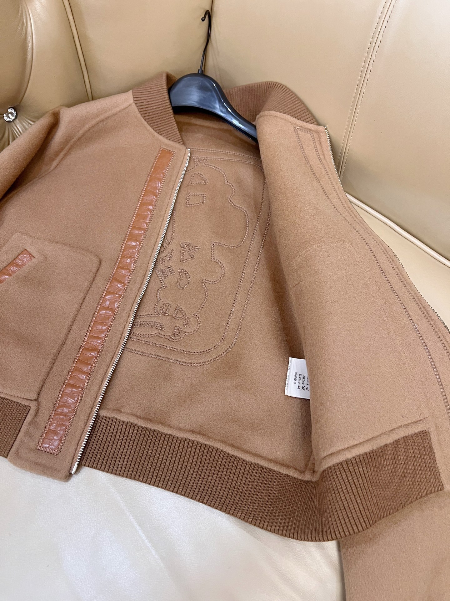 エルメス「Hermès」ダブルフェイス カシミヤ ベースボール ジャケット