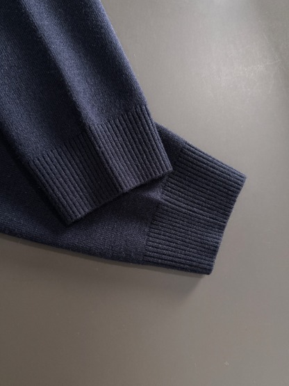 エルメス「Hermès」エンブレム ロゴ ニット セーター