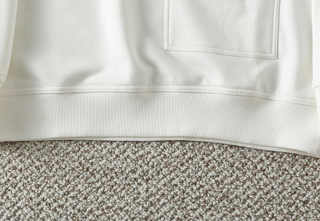 エルメス「Hermès」レザーポケット クルーネック スウェットシャツ