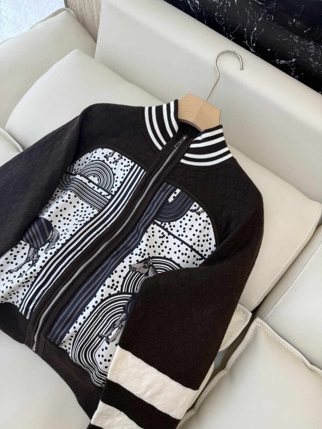 エルメス「Hermès」ウール カーディガン