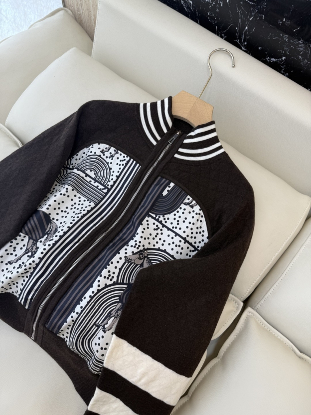 エルメス「Hermès」ウール カーディガン