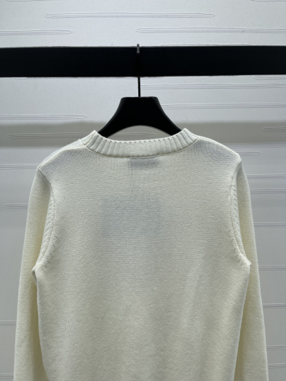 プラダ「Prada」レター ロゴ クルーネック セーター