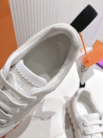 エルメス［Hermès］【カップルに大人気】 おしゃれなペアスニーカー 男女兼用