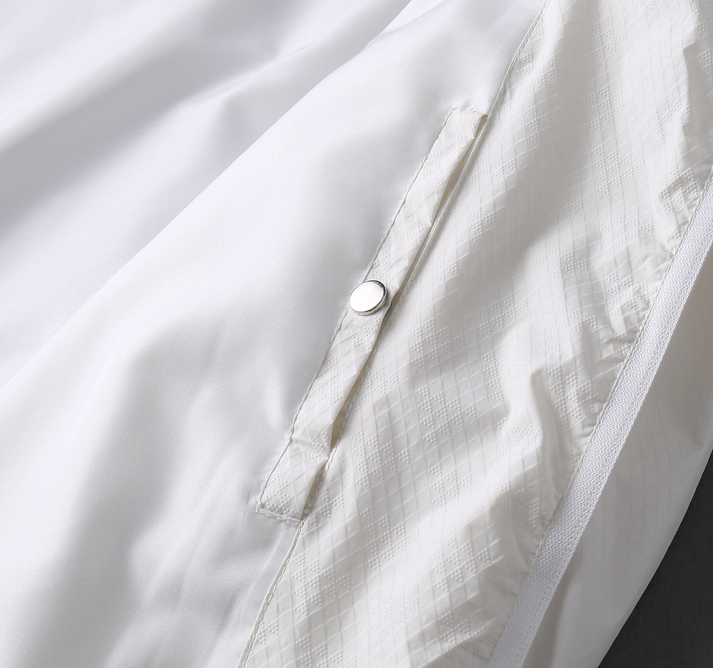 プラダ「Prada」テクニカル ジャケット