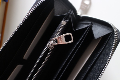 ルイ・ヴィトン「Louis Vuitton」ジッピーウォレット･ホリゾンタル