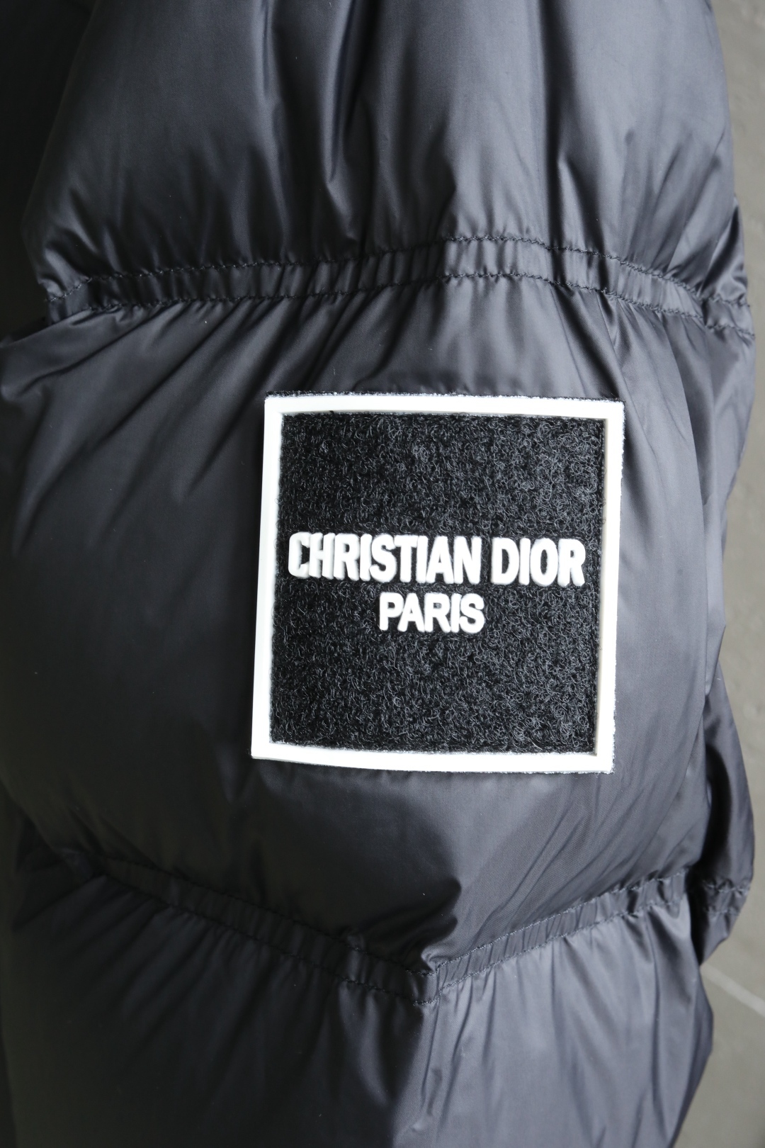 ディオール「Dior」ダウンジャケット