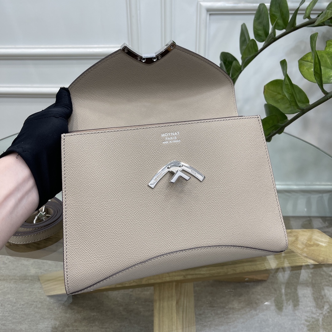 モイナ「Moynat」Gabrielle シリーズ ハンドバッグ