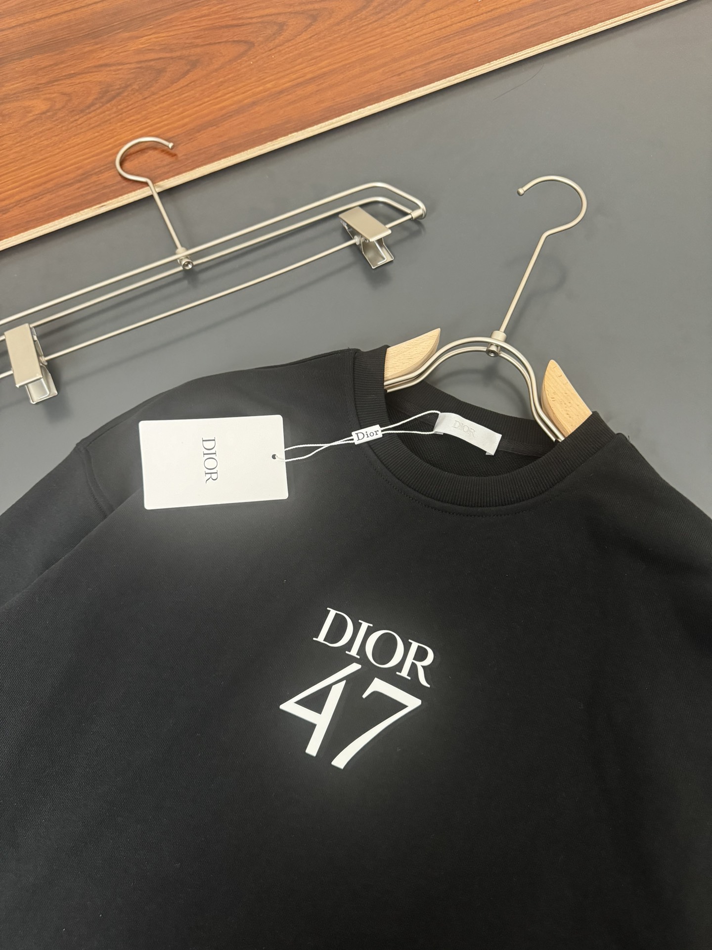 ディオール「Dior」エンブレム ロゴ プルオーバー スウェットシャツ 