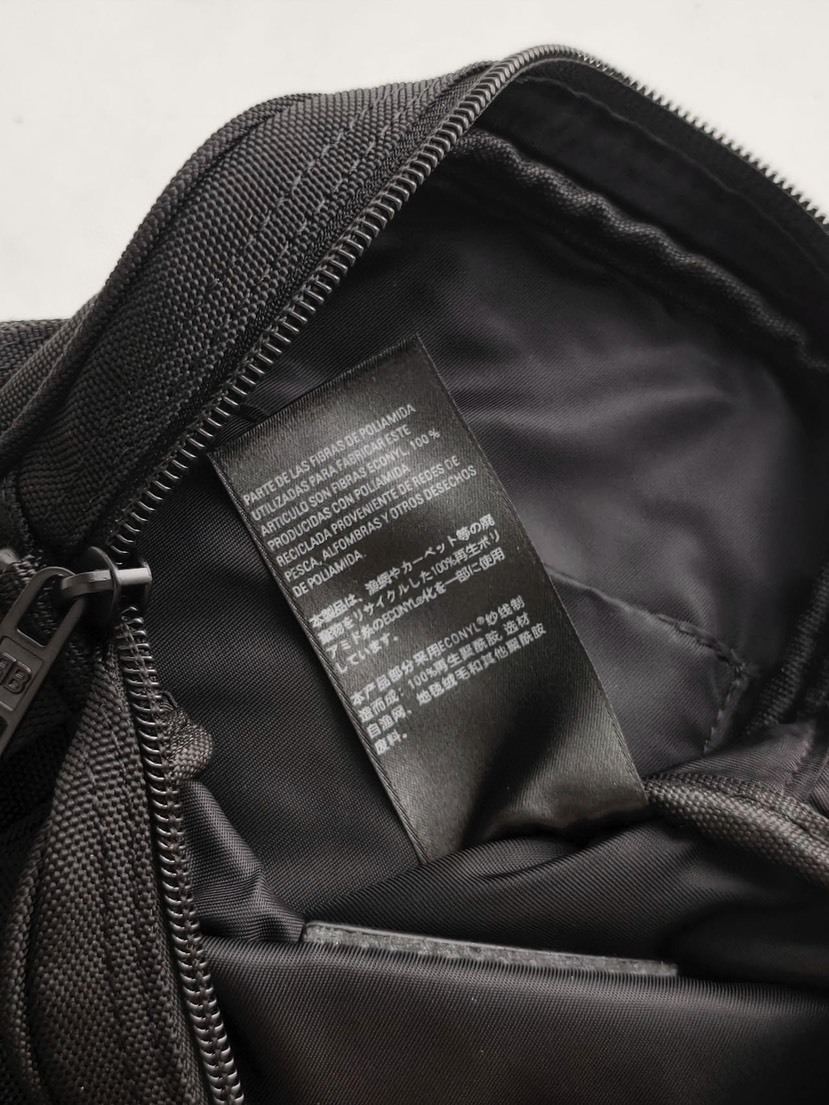 バレンシアガ「Balenciaga」ARMY メンズ メッセンジャーバッグ