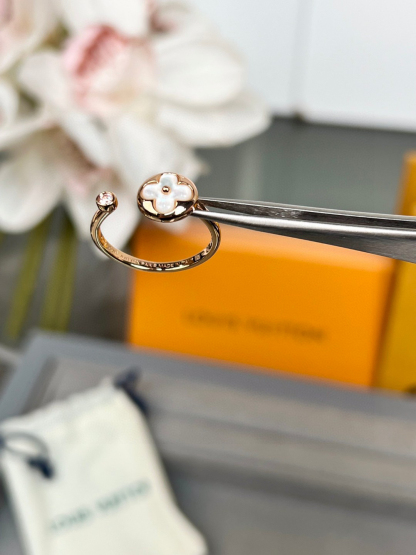 ルイ・ヴィトン「Louis Vuitton」Color Blossom Mini リング