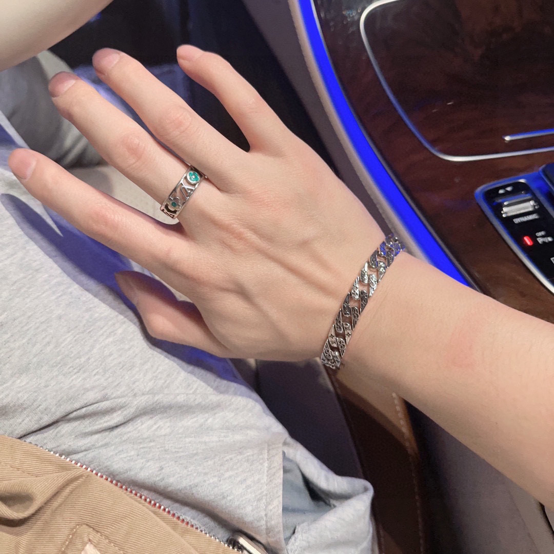 ルイ・ヴィトン「Louis Vuitton」Mosaic Chain リング