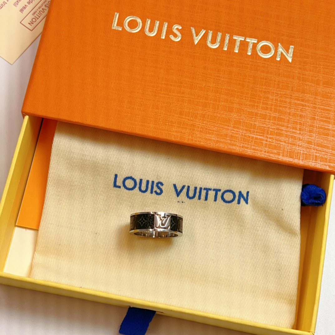 ルイ・ヴィトン「Louis Vuitton」Epi リング