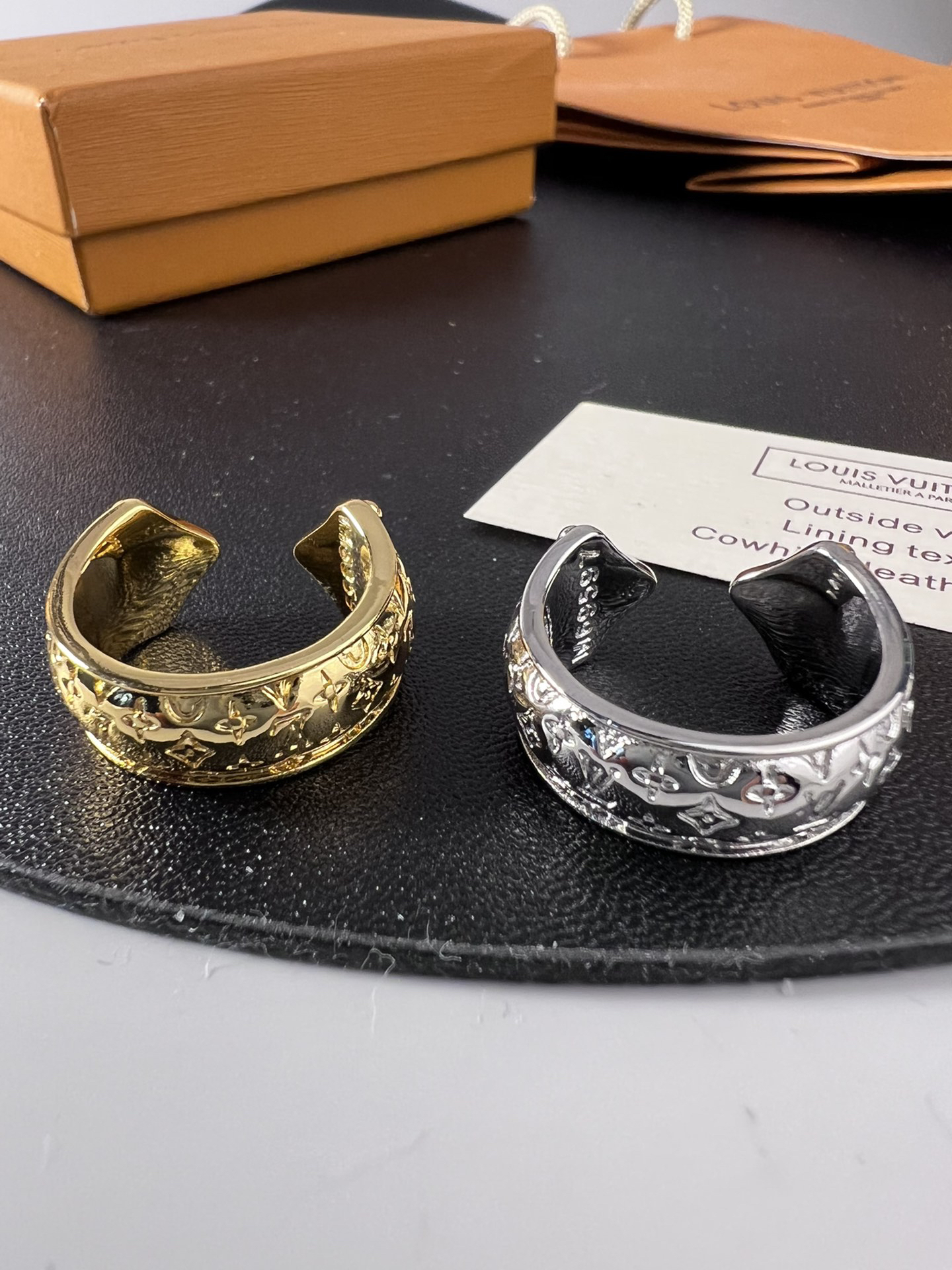 ルイ・ヴィトン「Louis Vuitton」Le Damier de Louis Vuitton Small Ring