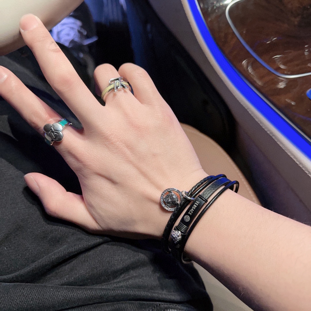 ルイ・ヴィトン「Louis Vuitton」Heritage リング