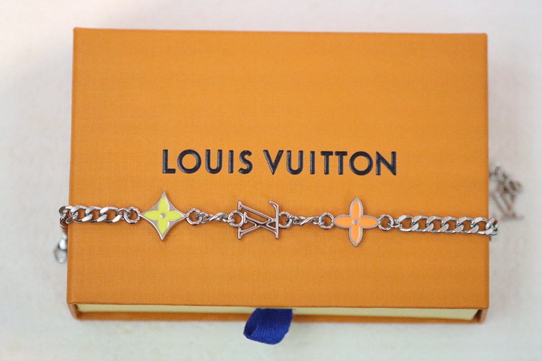 ルイ・ヴィトン「Louis Vuitton」キューバンチェーンブレスレット