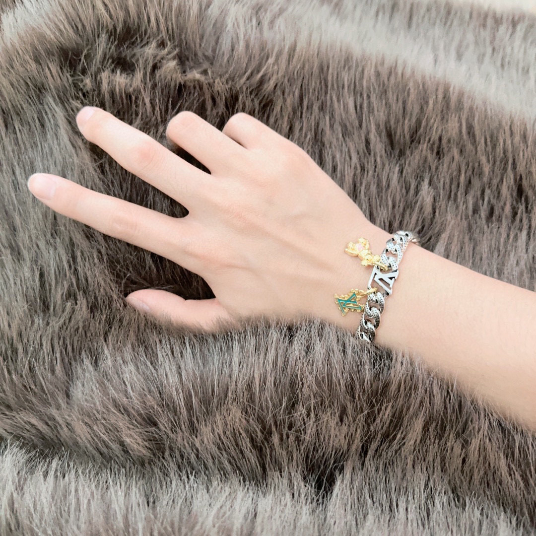 ルイ・ヴィトン「Louis Vuitton」ヴィンテージシルバースタイル ブレスレット