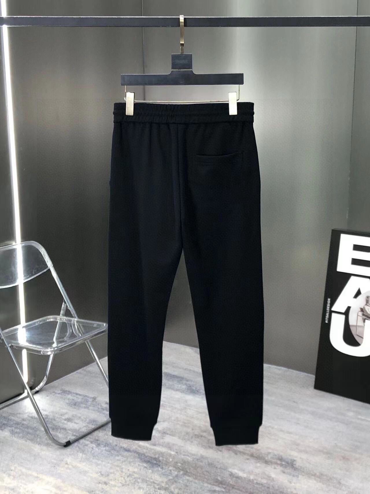 ルイ・ヴィトン「Louis Vuitton」フード付きスウェットシャツ 