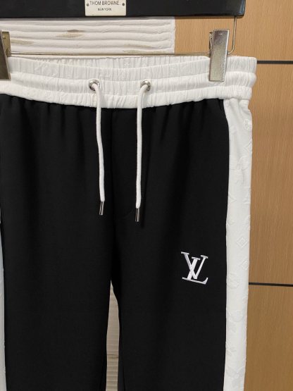 ルイ・ヴィトン「Louis Vuitton」2025 秋冬コレクション トレーナーセットアップ 