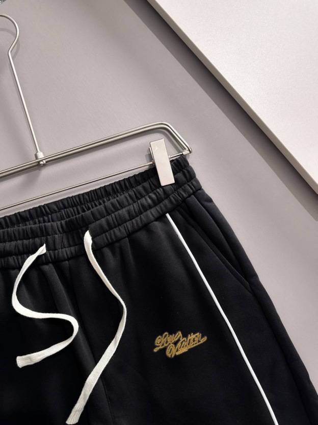 ルイ・ヴィトン「Louis Vuitton」2025 秋冬コレクション トレーナーセットアップ 