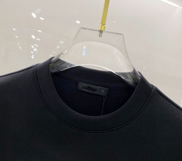 ルイ・ヴィトン「Louis Vuitton」2025秋冬 メンズ スポーツウェア セットアップ