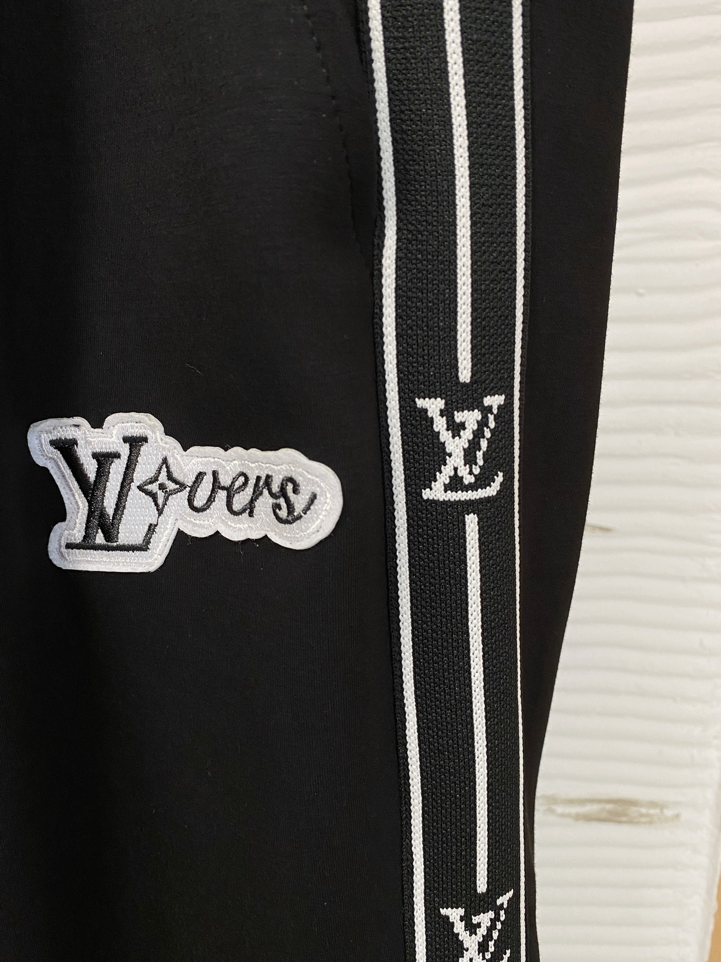 ルイ・ヴィトン「Louis Vuitton」2025秋冬 メンズ スポーツウェア セットアップ