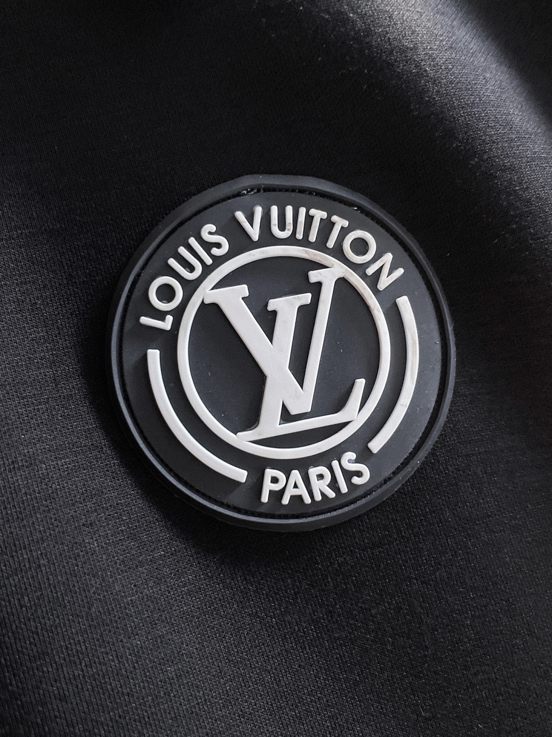 ルイ・ヴィトン「Louis Vuitton」2025秋冬 メンズ スポーツウェア セットアップ