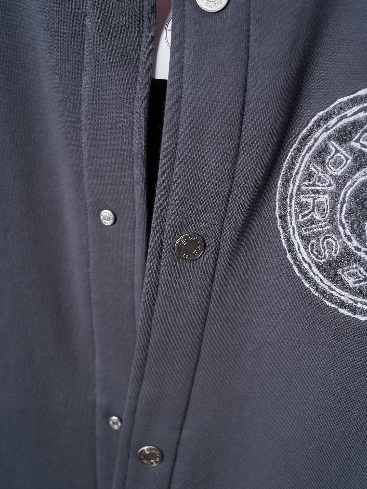 エルメス「Hermès」ベースボール ジャケット スモーキーグレー