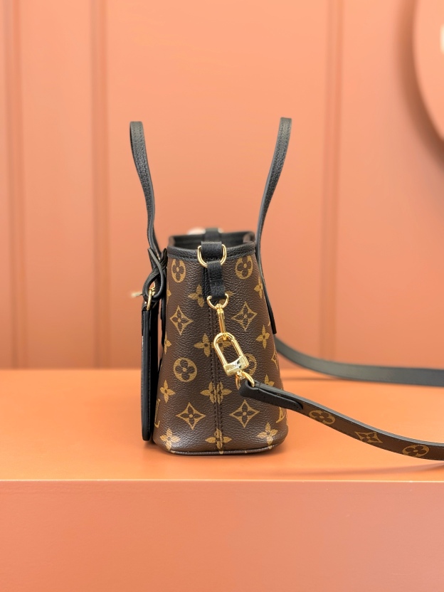 ルイ・ヴィトン「Louis Vuitton」ネヴァーフル インサイドアウト BB ハンドバッグ