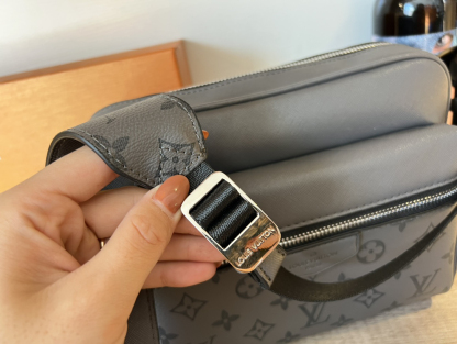 ルイ・ヴィトン「Louis Vuitton」ポシェット バッグ