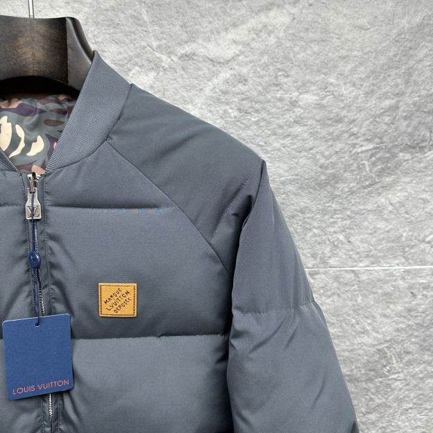 ルイ・ヴィトン「Louis Vuitton」ロゴ プリント ダウンジャケット