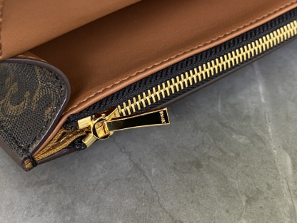 セリーヌ「Celine」New Luggage スモール ショルダーバッグ