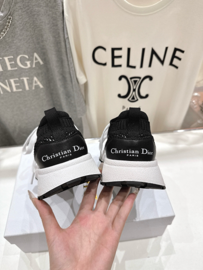 ディオール「Dior」2025SS アカデミック カップル レースアップ スニーカー