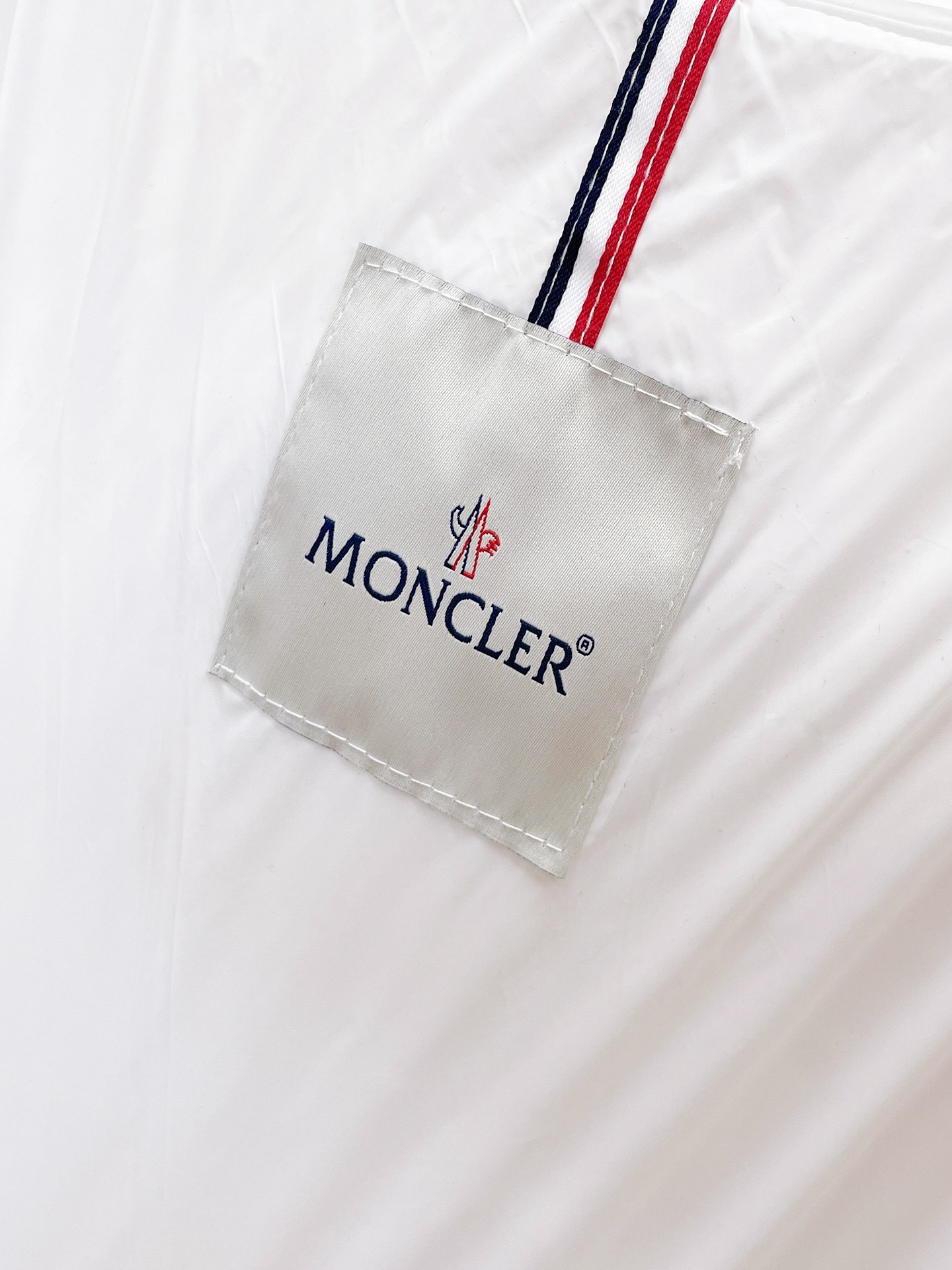 モンクレール「Moncler」2025秋冬新作 ダウンジャケット