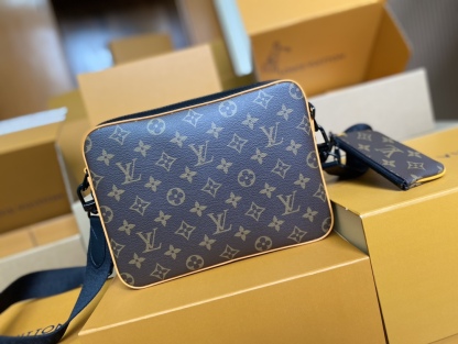 ルイ・ヴィトン「Louis Vuitton」新作 Trio メッセンジャーバッグ