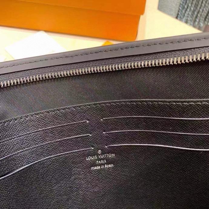 ルイ・ヴィトン「Louis Vuitton」ウォレット+クラッチセット