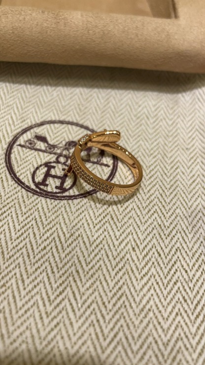 エルメス「Hermès」アイコニック＆クラシック リング コレクション