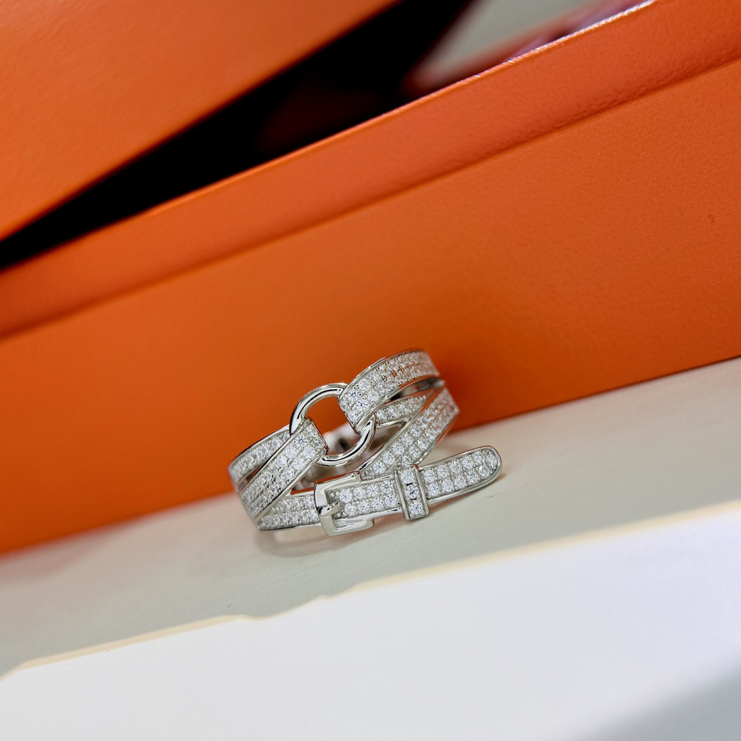 エルメス「Hermès」アイコニック＆クラシック リング コレクション