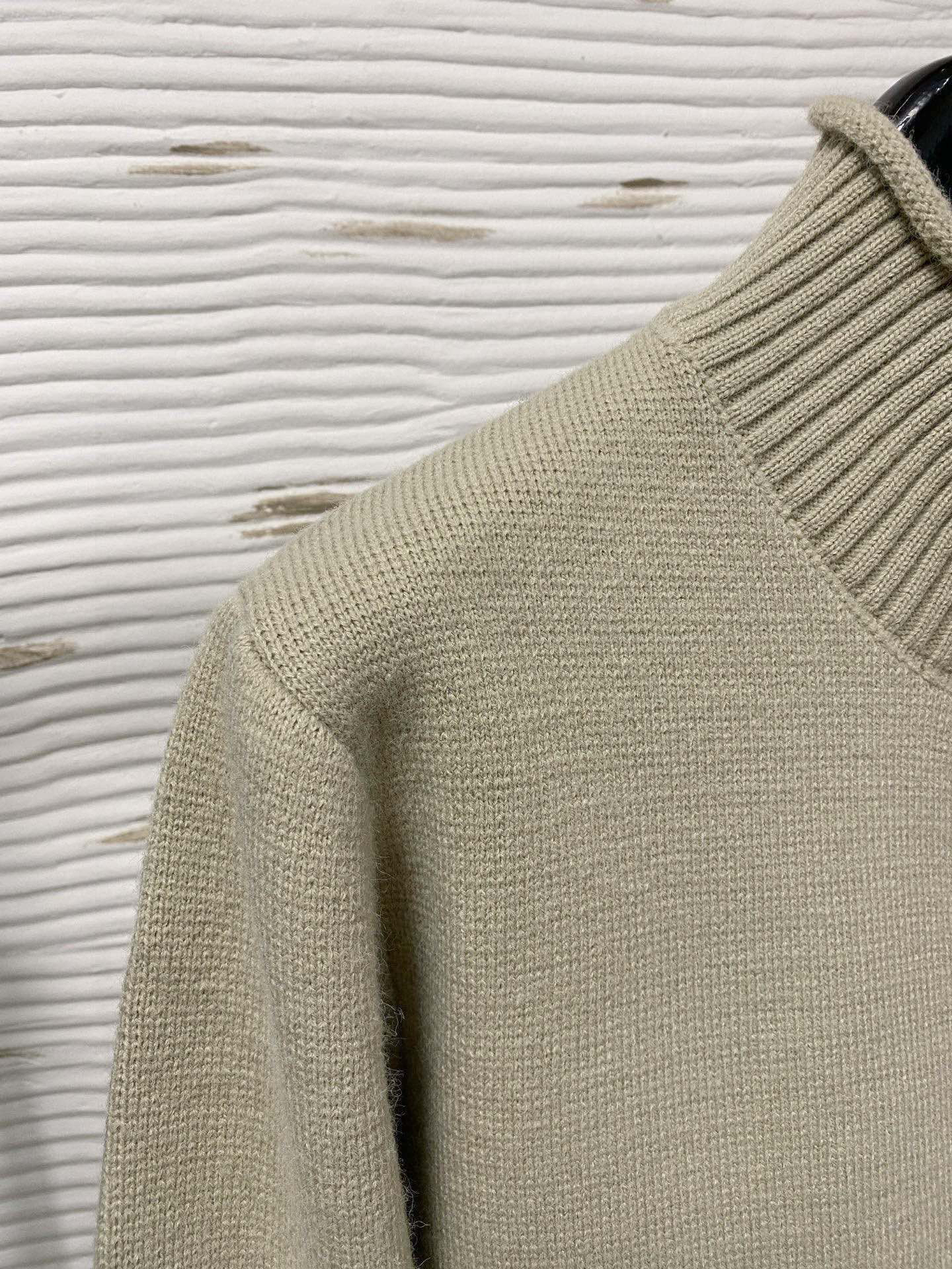 エルメス「Hermès」長袖カーディガン