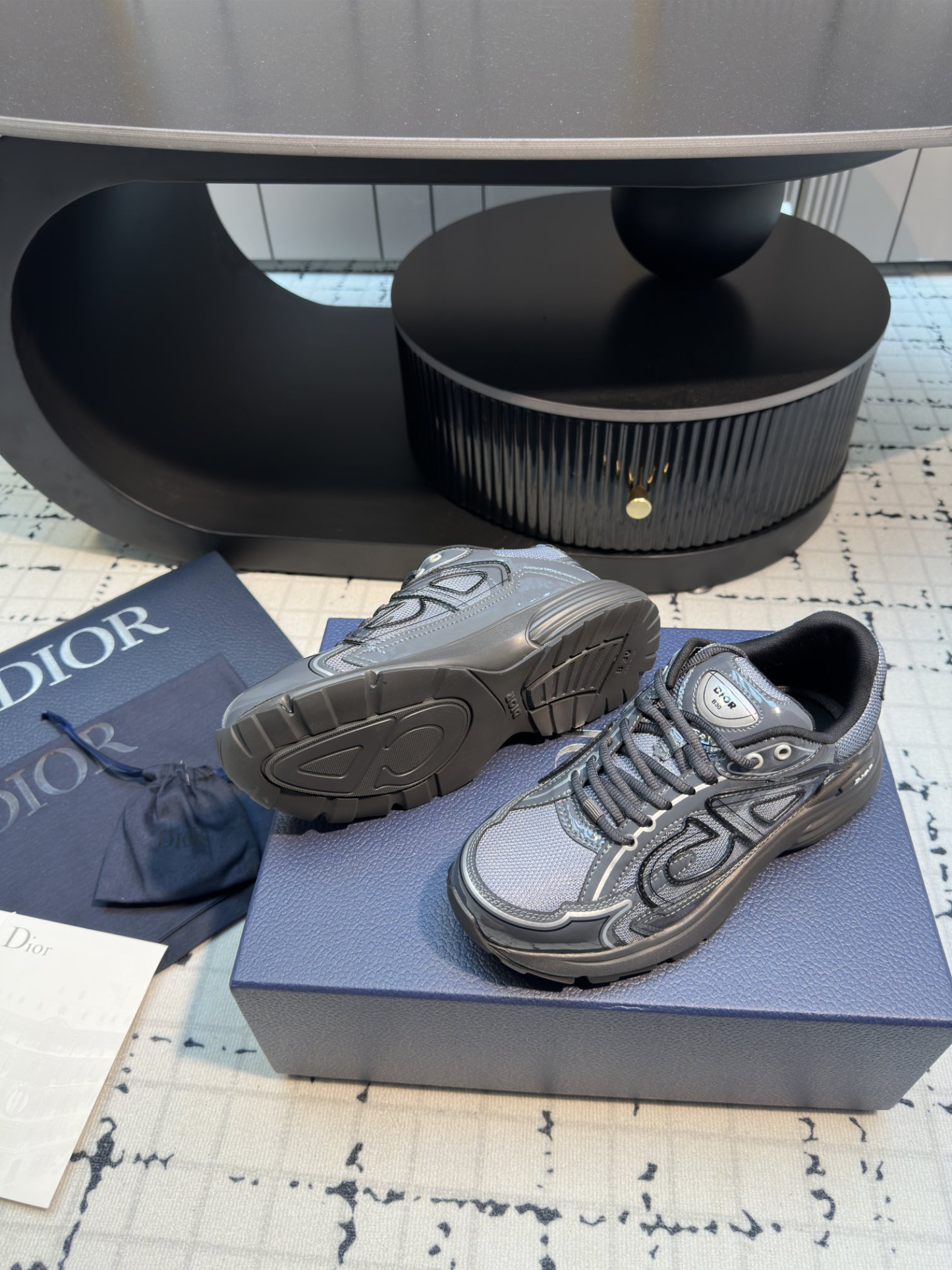 ディオール「Dior」B30 ユニセックス スニーカー