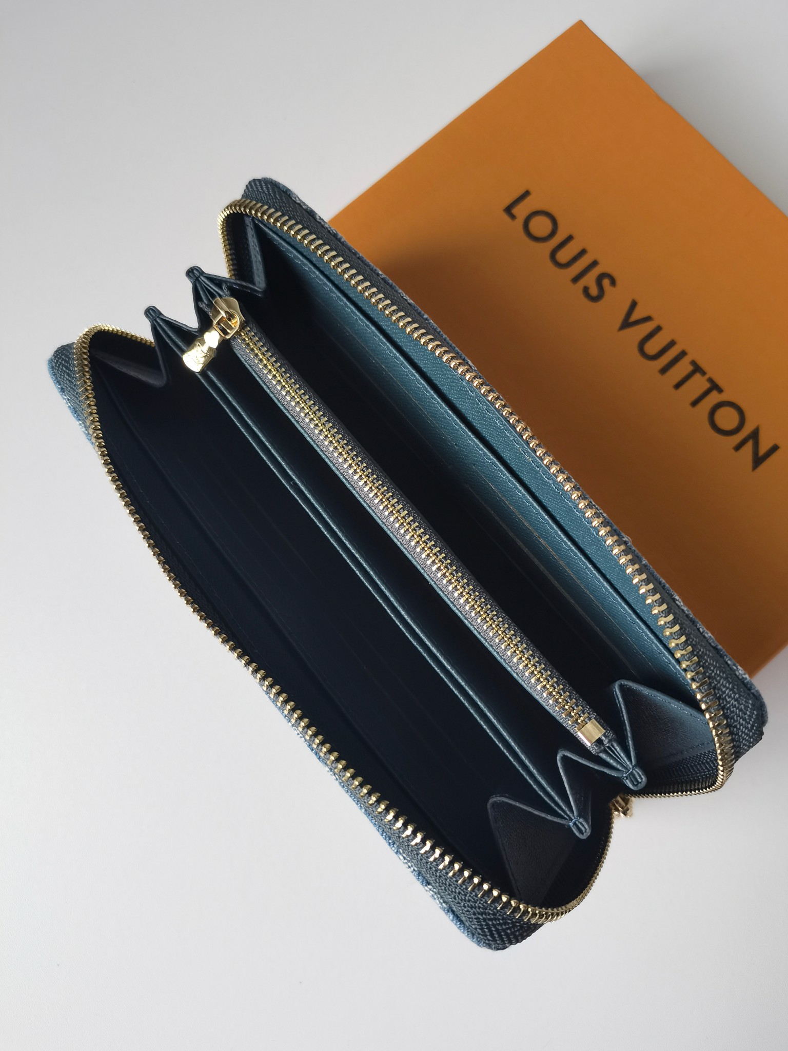 ルイ・ヴィトン「Louis Vuitton」ルイ・ヴィトン ジッピーウォレット M82958 / 長財布