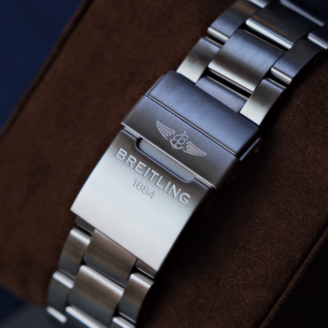 ブライトリング［Breitling］【新入荷】ブライトリング オリジナル クロノマット42MM