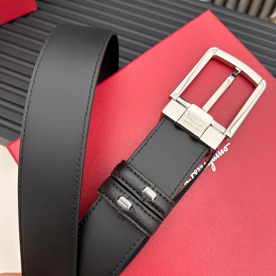 フェラガモ「Ferragamo」リバーシブルベルト