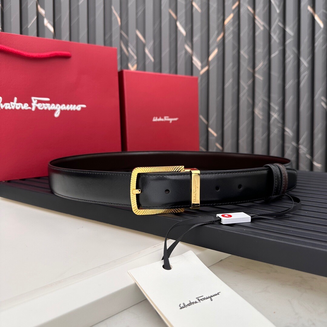 フェラガモ「Ferragamo」リバーシブルベルト